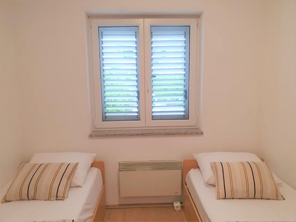Comfort With Big Balcony - Apartment