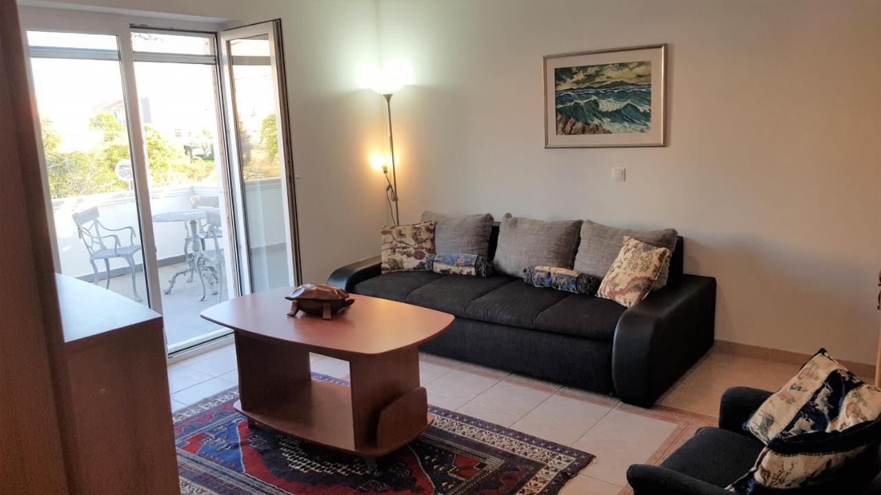 Apartment Comfort With Big Balcony - Zadar